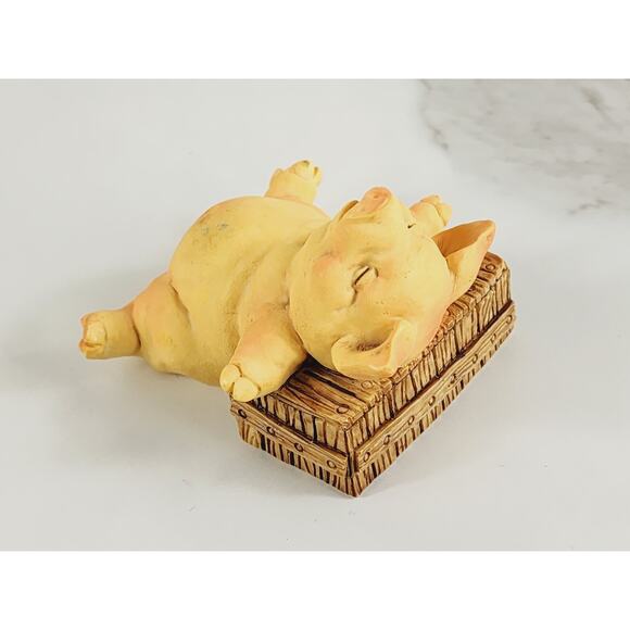 Pigsville Sleeping Pig Piggy Piglet Lover Resin 2 1/2" Handcrafted 1992 - Picture 3 of 13